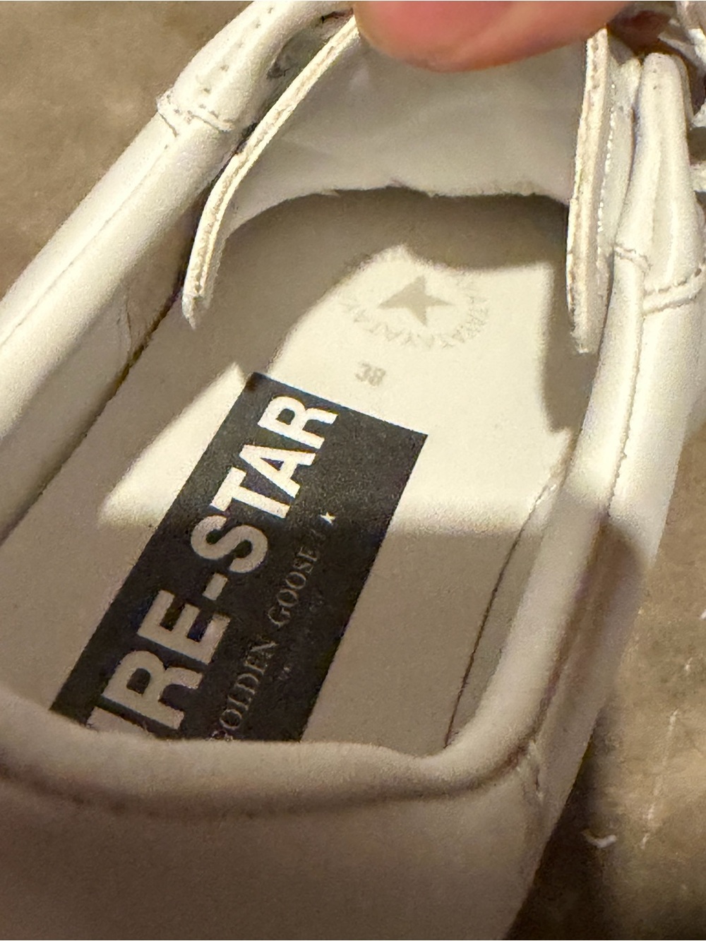 Golden Goose Pure-Star White Low-Top Sneakers - Picture 8 of 9